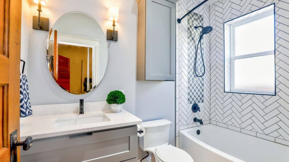 כך תוכלו לעצב ולקשט את חדר הרחצה שלכם